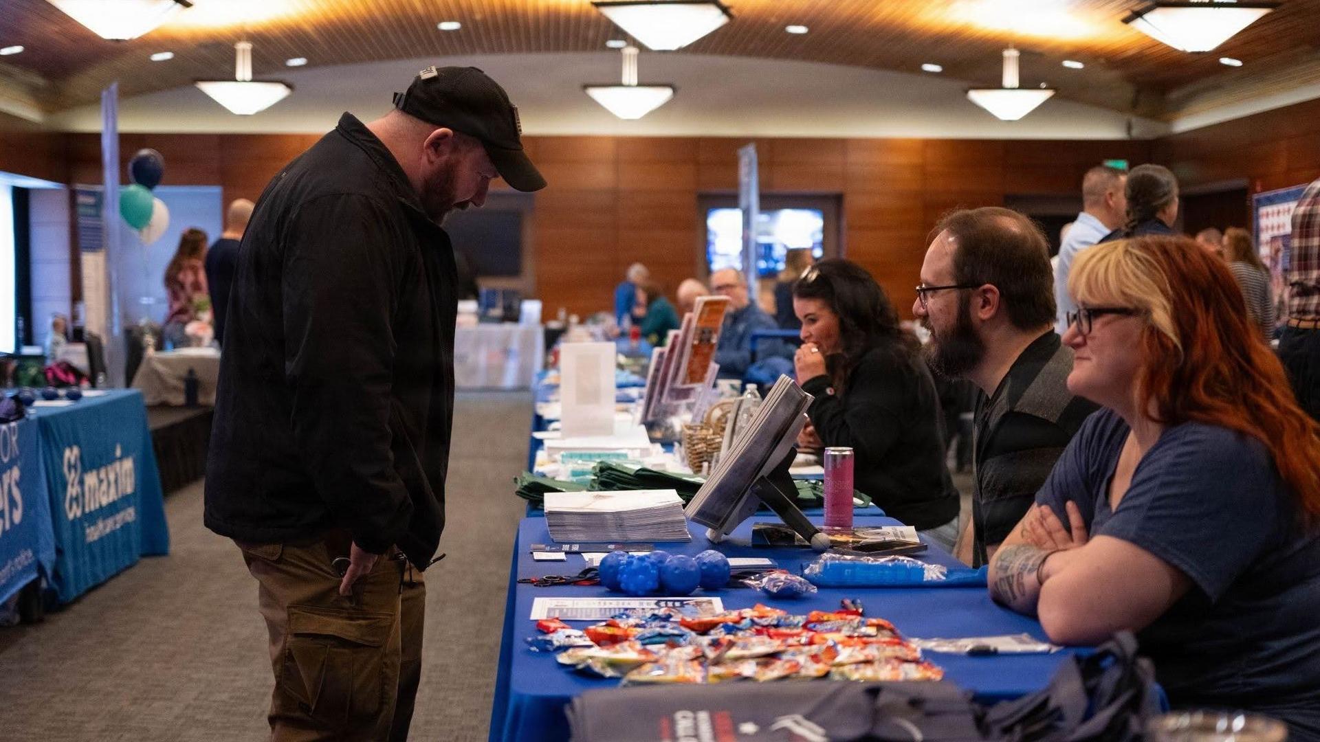 Navigating the Civilian Workforce: Essential Tips for Transitioning Veterans