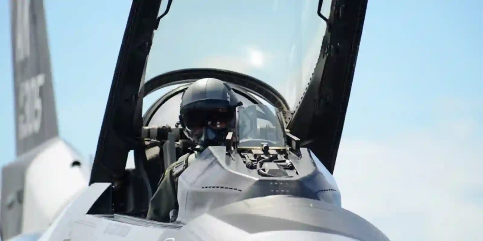 How to Make $50,000 as an Air Force Pilot by Sept. 15, 2023